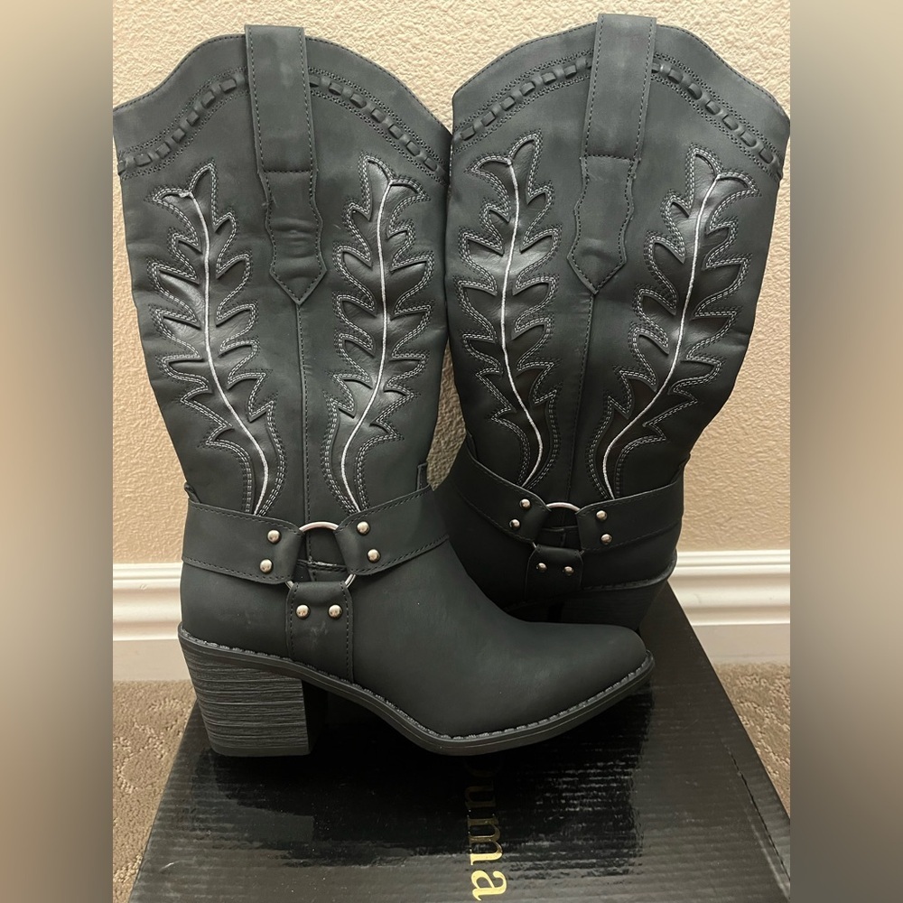 Pierre Dumas Black Embroidered Heeled Boots